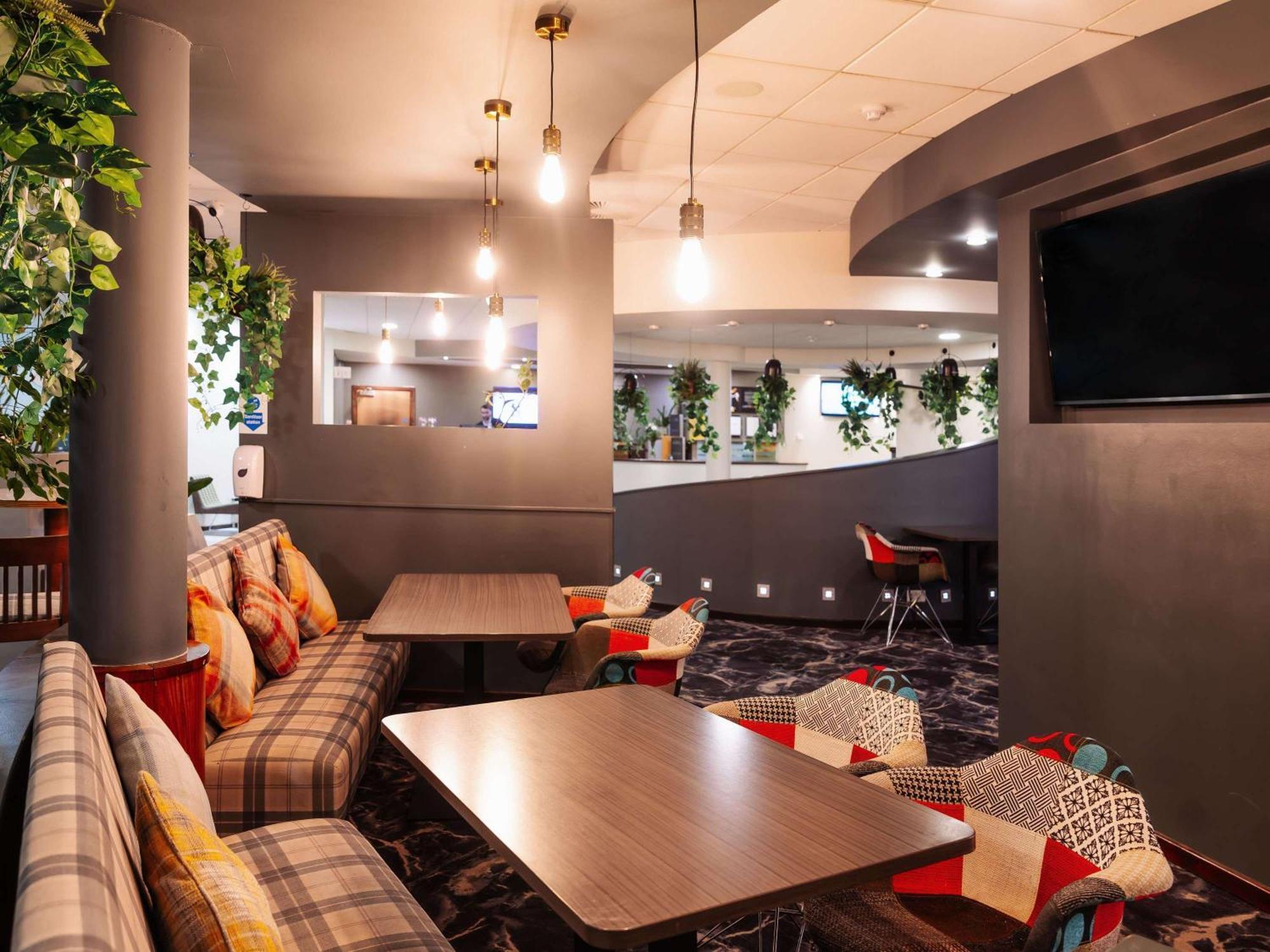 Novotel Milton Keynes Dış mekan fotoğraf
