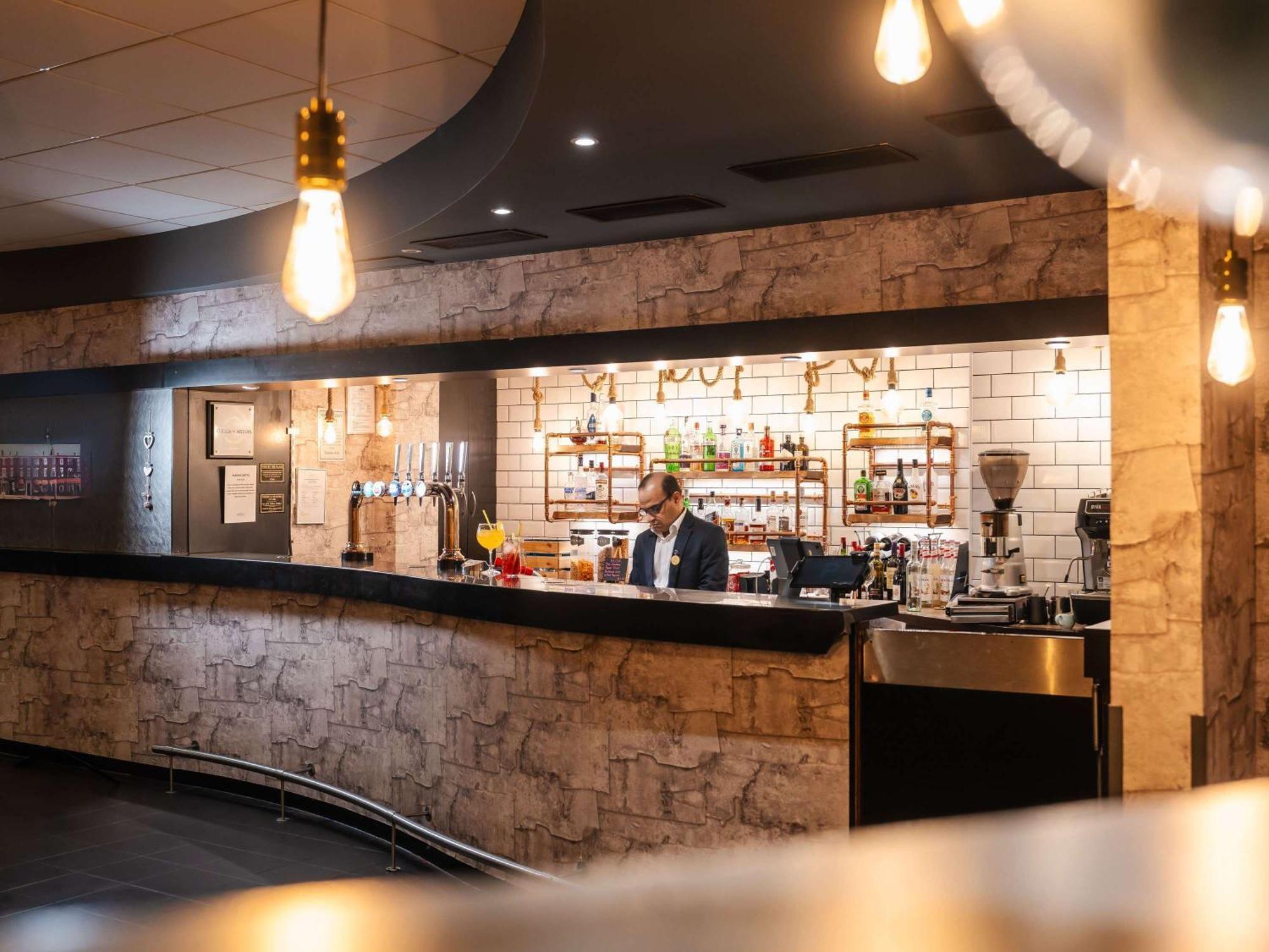 Novotel Milton Keynes Dış mekan fotoğraf