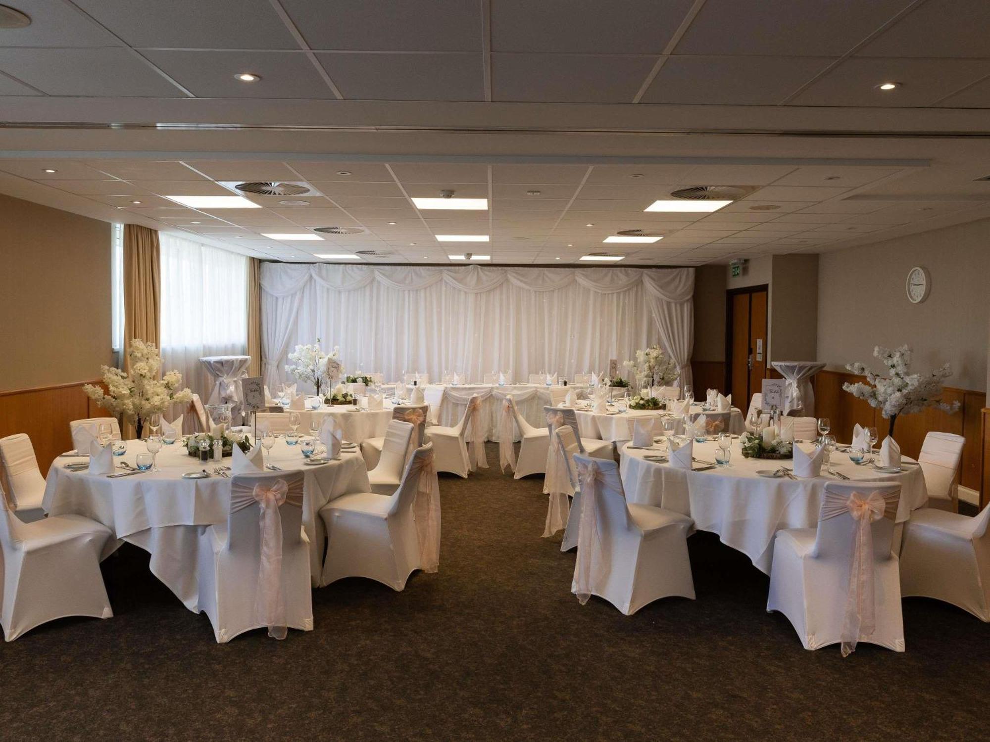 Novotel Milton Keynes Dış mekan fotoğraf